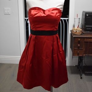 Trixxi Red Mini Sweetheart Formal Dress